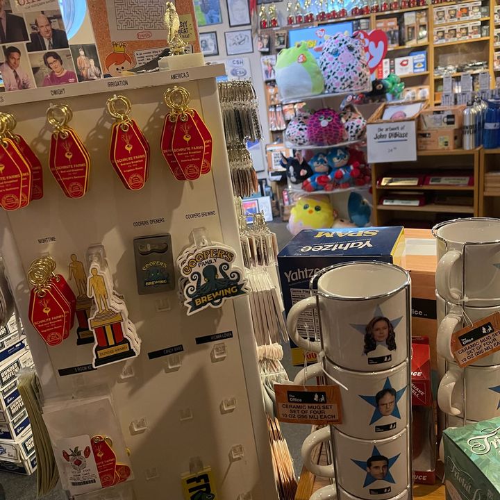 🌟 Attention “The Office” Fans! 🌟
Discover the World’s La…