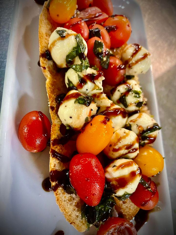 CAPRESE SALAD @ Cooper’s Seafood House
Indulge in our fr…