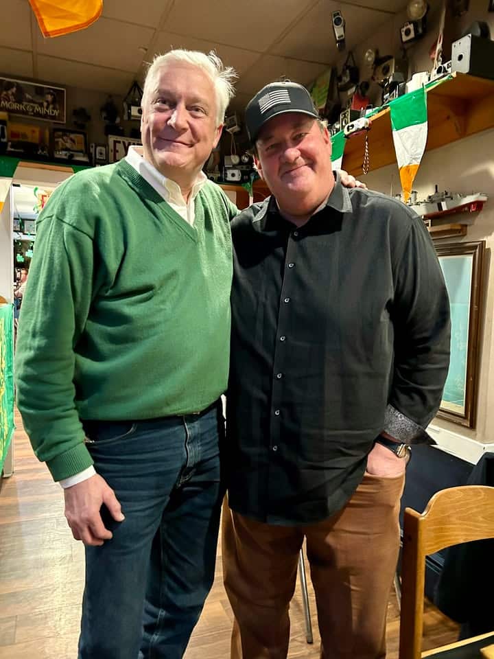 Guess who stopped by Cooper’s Seafood House for dinner y…