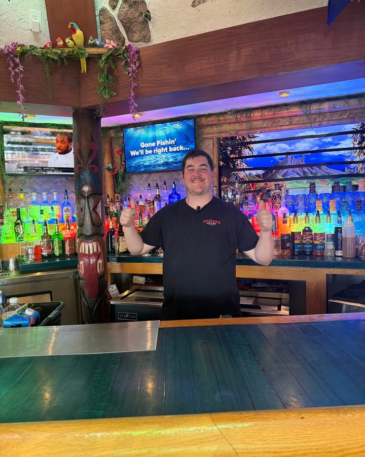Escape the Heat – Chill with Gavin at the Lighthouse Bar…